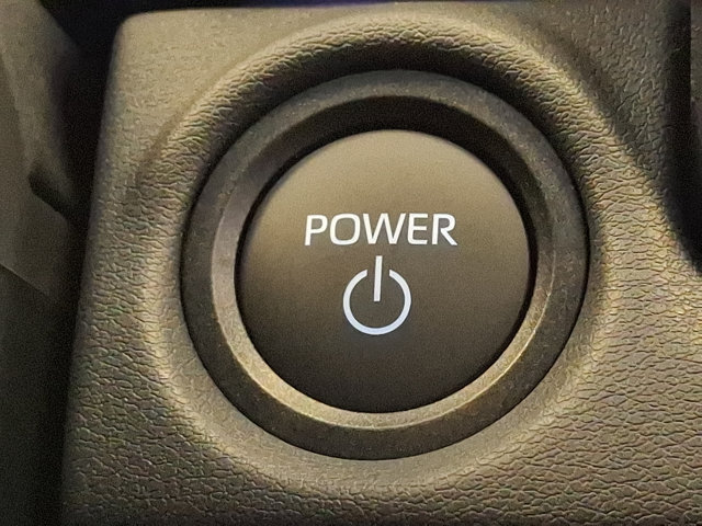 Used 2026 Toyota C-HR AWD/4WD image 20