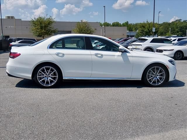 Used 2022 Mercedes-Benz E 350 Sedan image 2