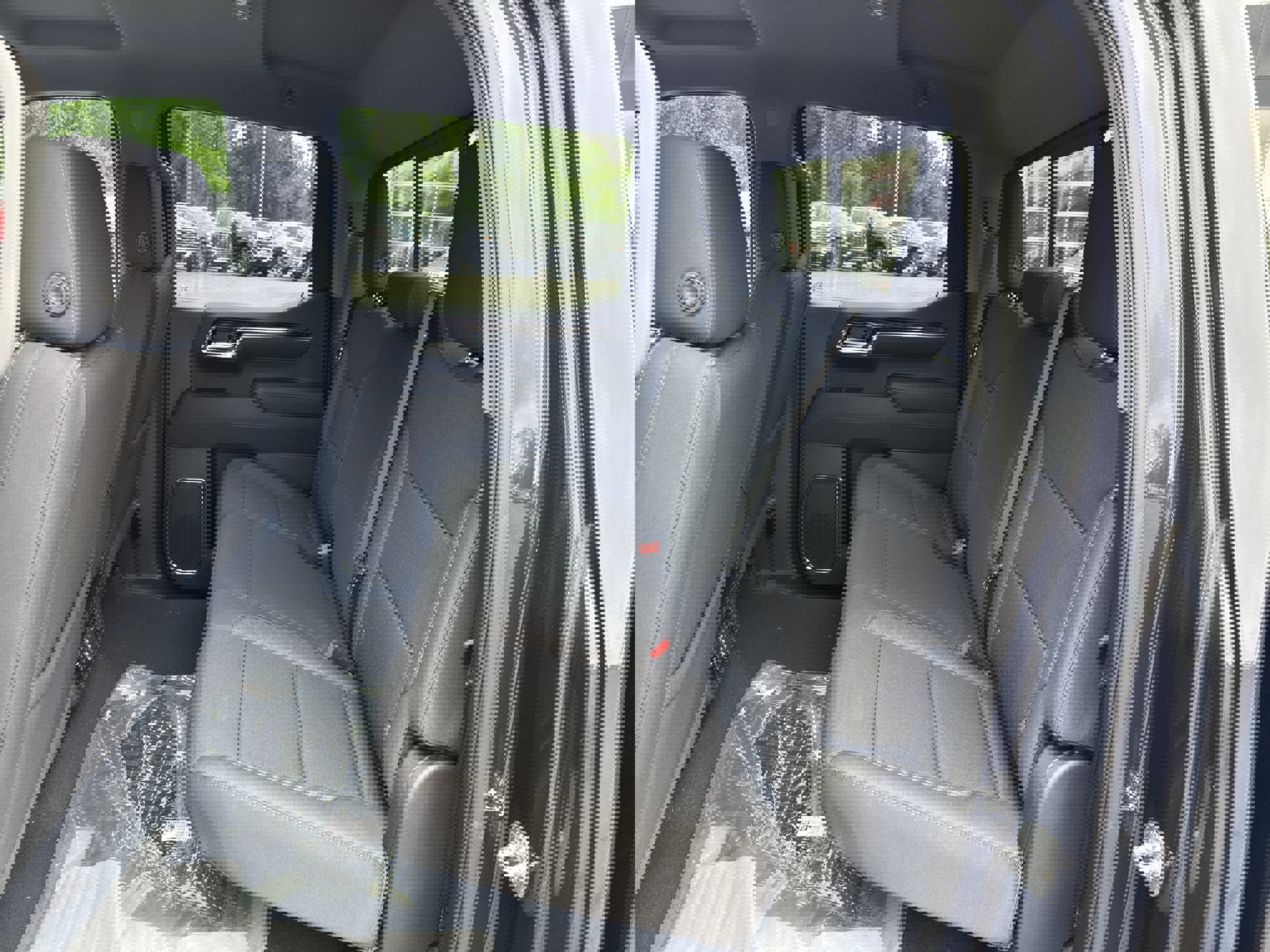 New 2025 GMC Sierra 1500 SLE w/ Preferred Package image 16