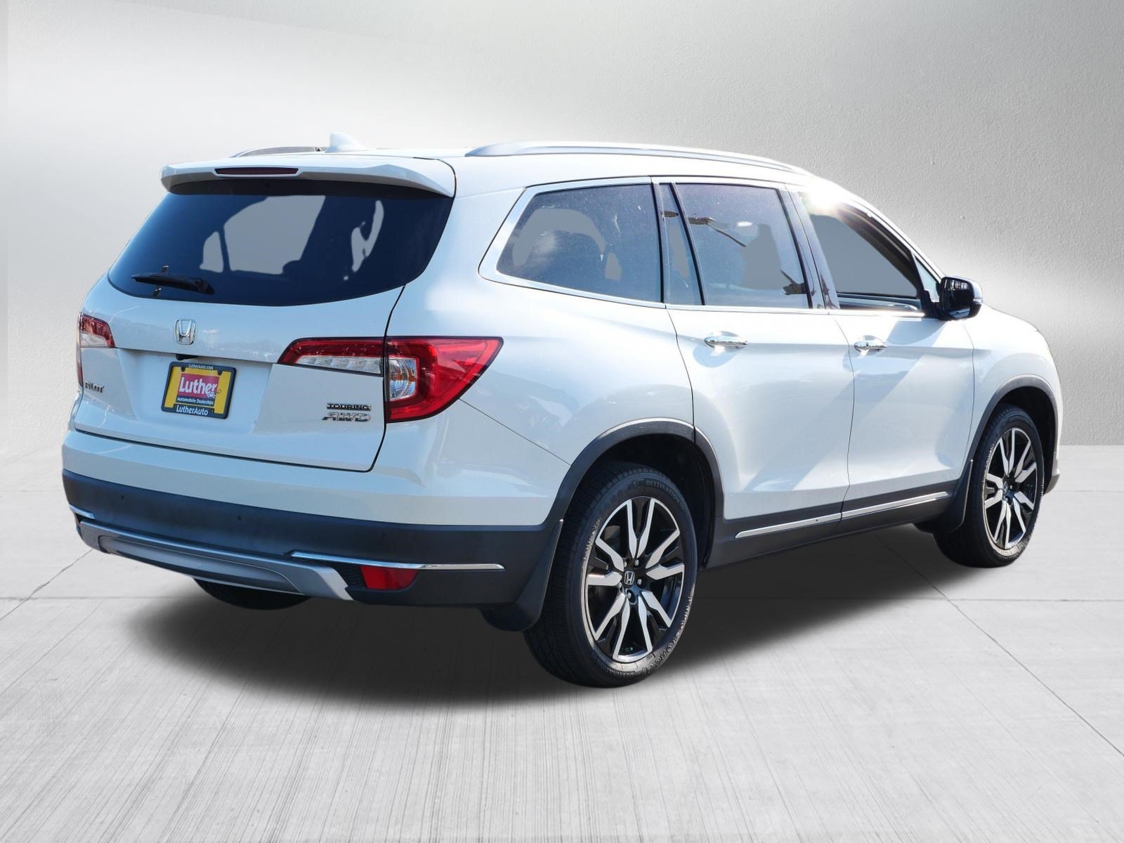 Used 2019 Honda Pilot Touring image 5