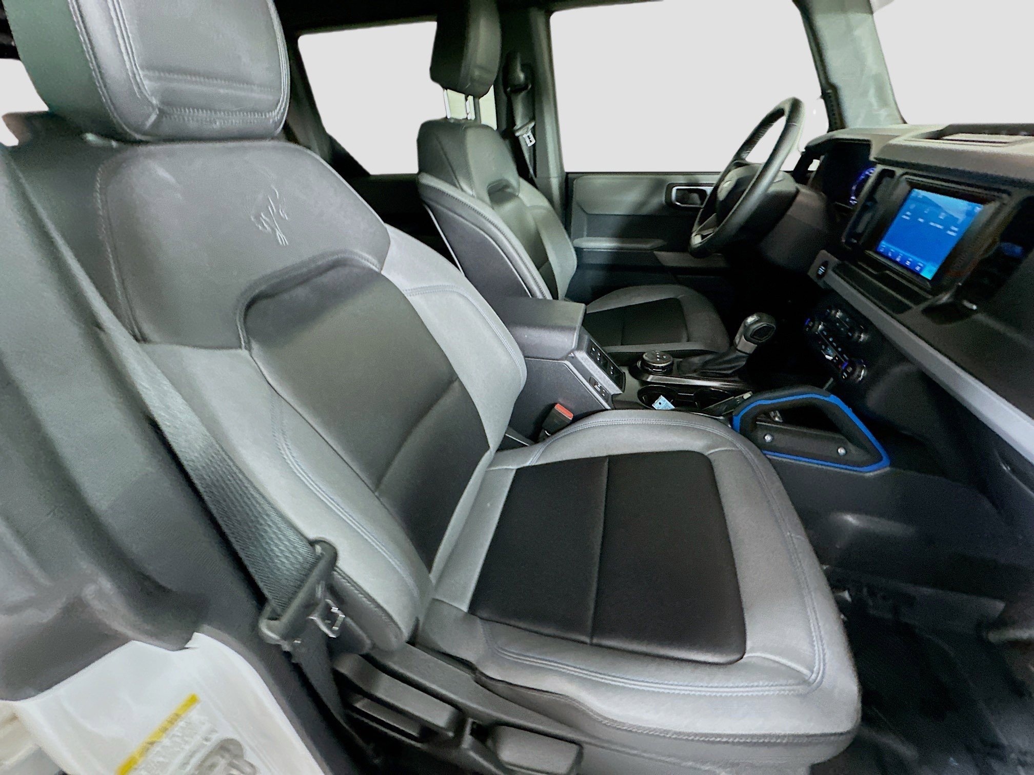 Used 2023 Ford Bronco Black Diamond image 28