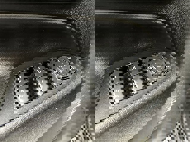 Used 2020 Chevrolet Equinox LT image 24