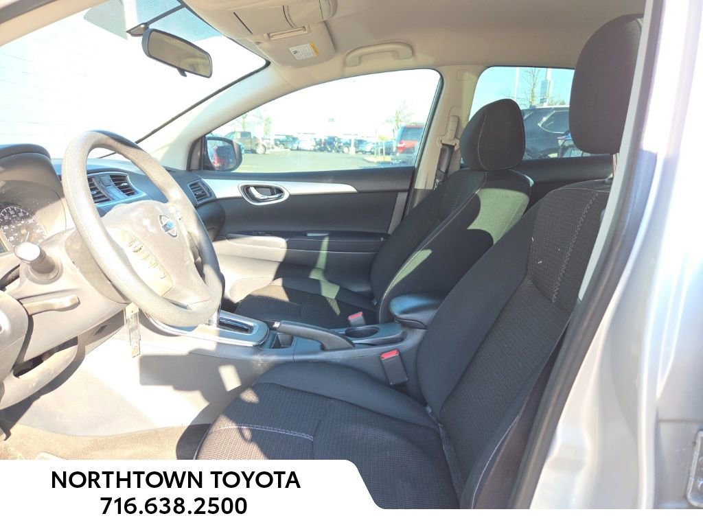 Used 2015 Nissan Sentra S image 11