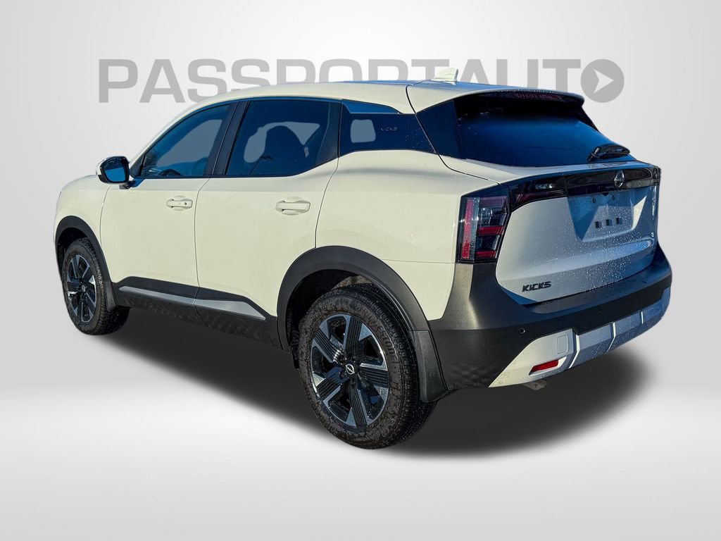 Certified 2025 Nissan Kicks SV image 5