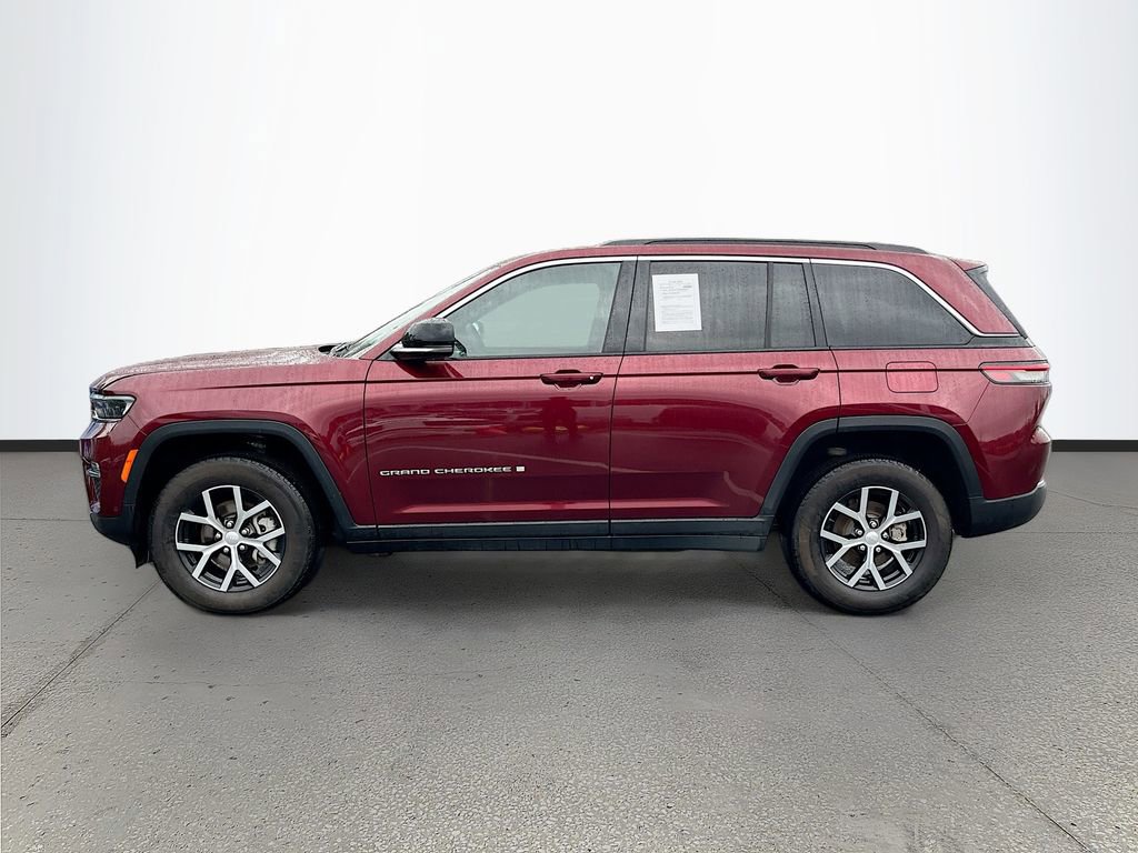Certified 2025 Jeep Grand Cherokee Limited w/ Luxury Tech Group II image 4