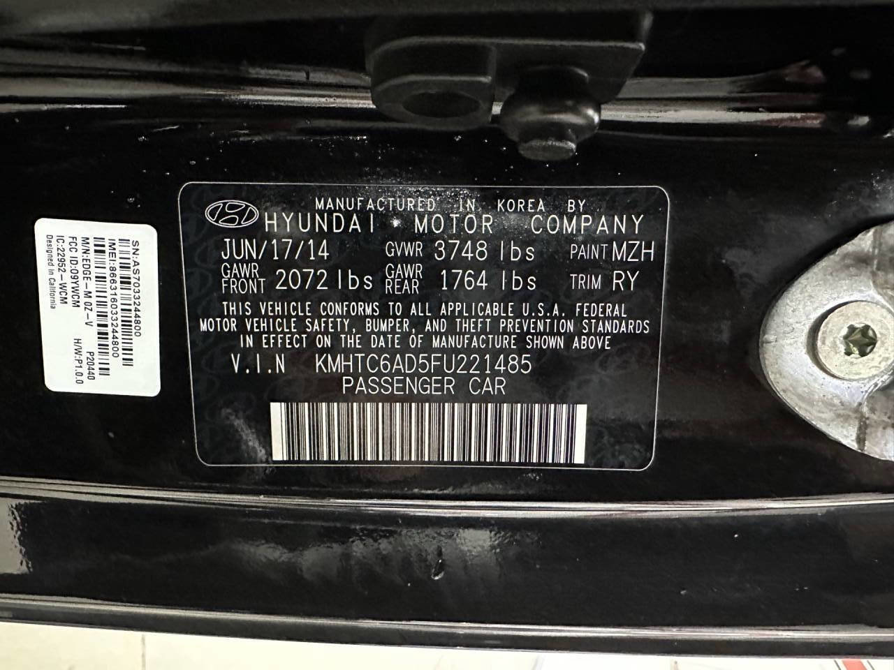 Used 2015 Hyundai Veloster RE:FLEX Edition FWD image 25
