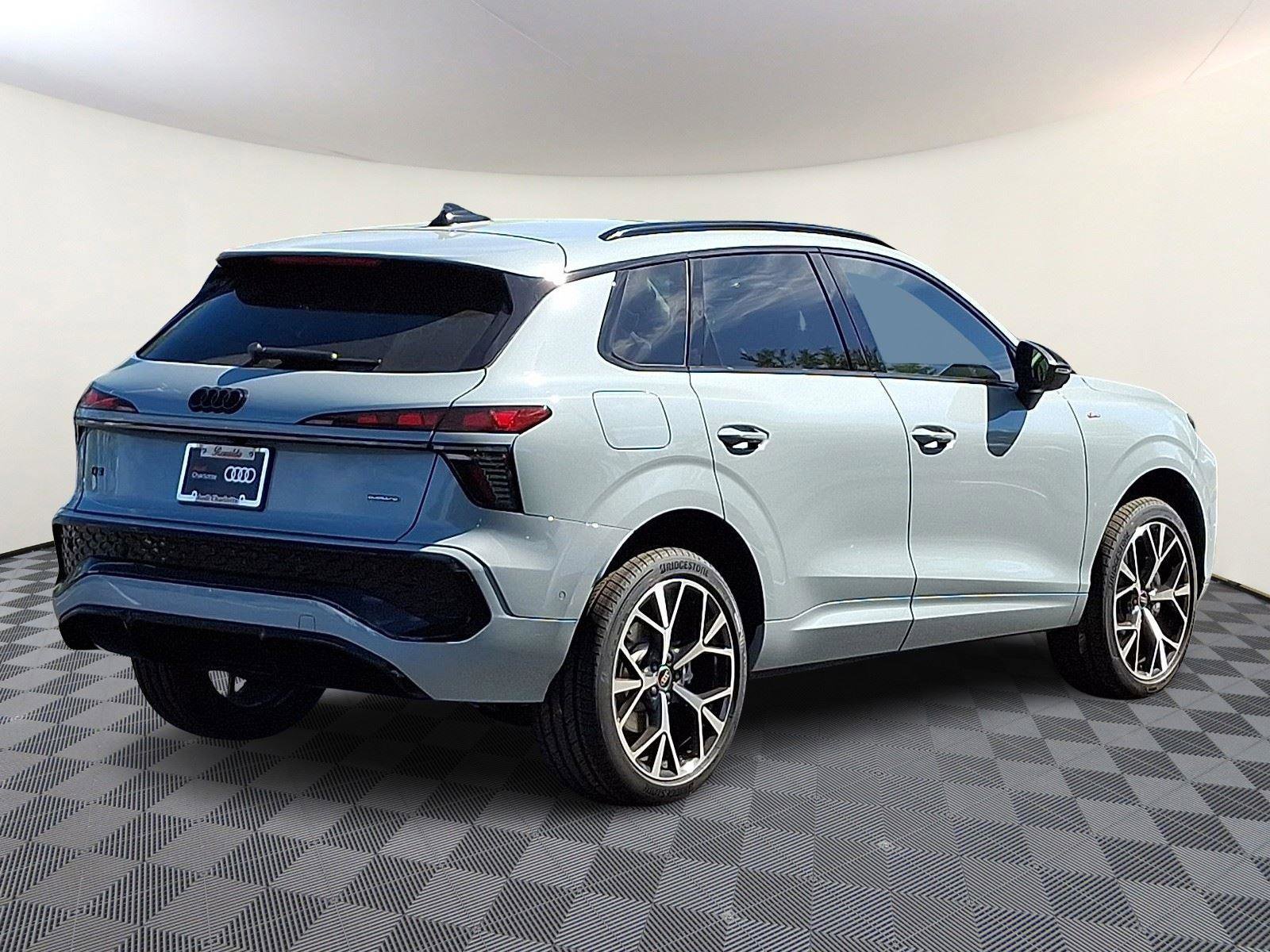 New 2026 Audi Q3 quattro 2.0T image 6