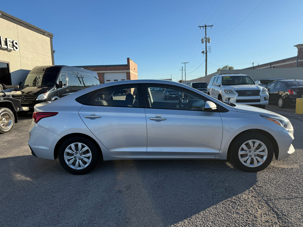 Used 2019 Hyundai Accent SE image 5