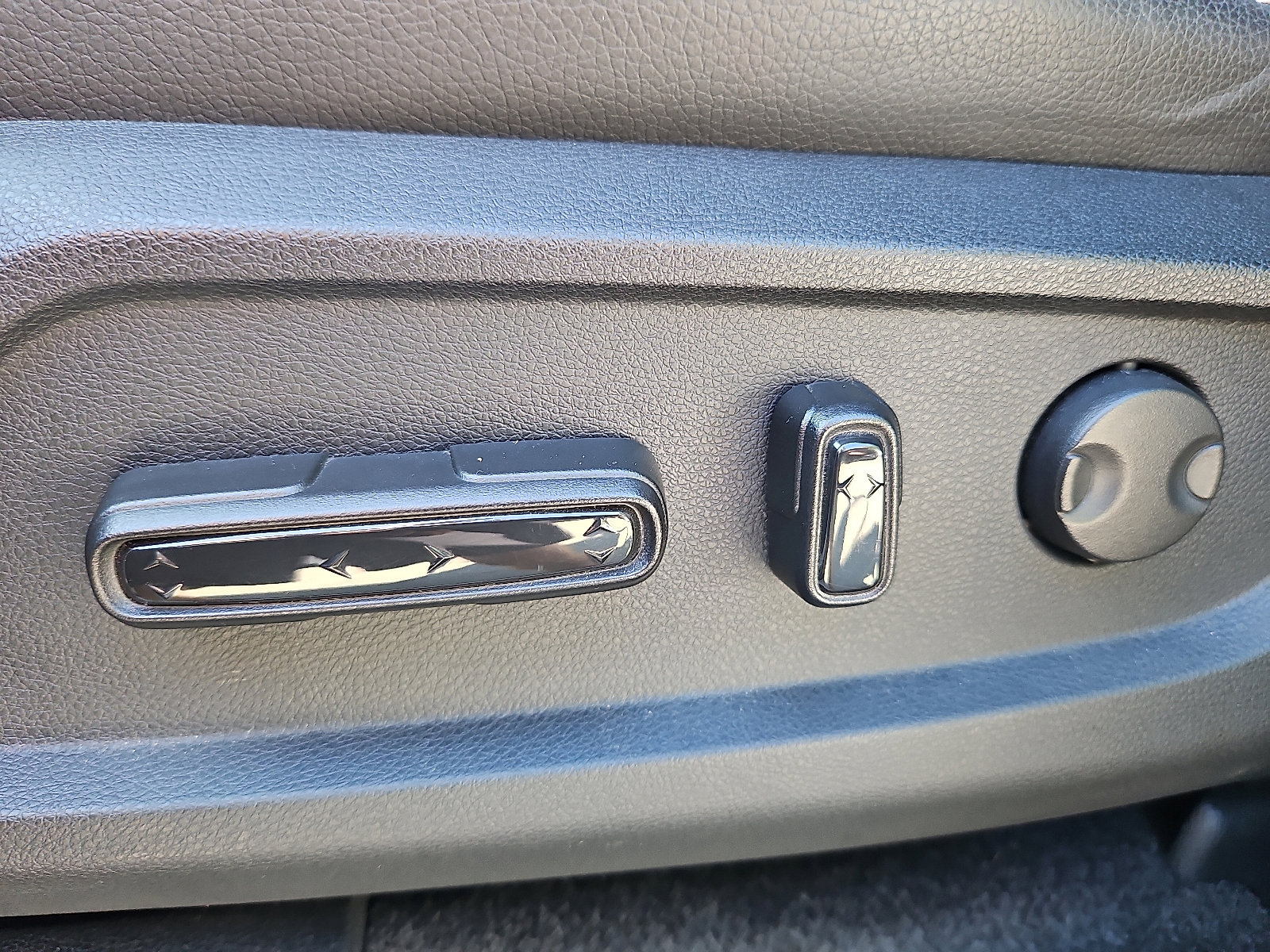 Used 2024 Honda Pilot EX-L image 15