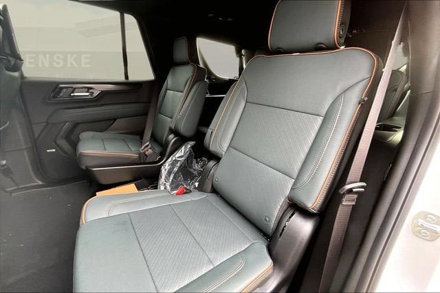 New 2026 GMC Yukon AT4 w/ AT4 Premium Plus Package AWD/4WD image 11