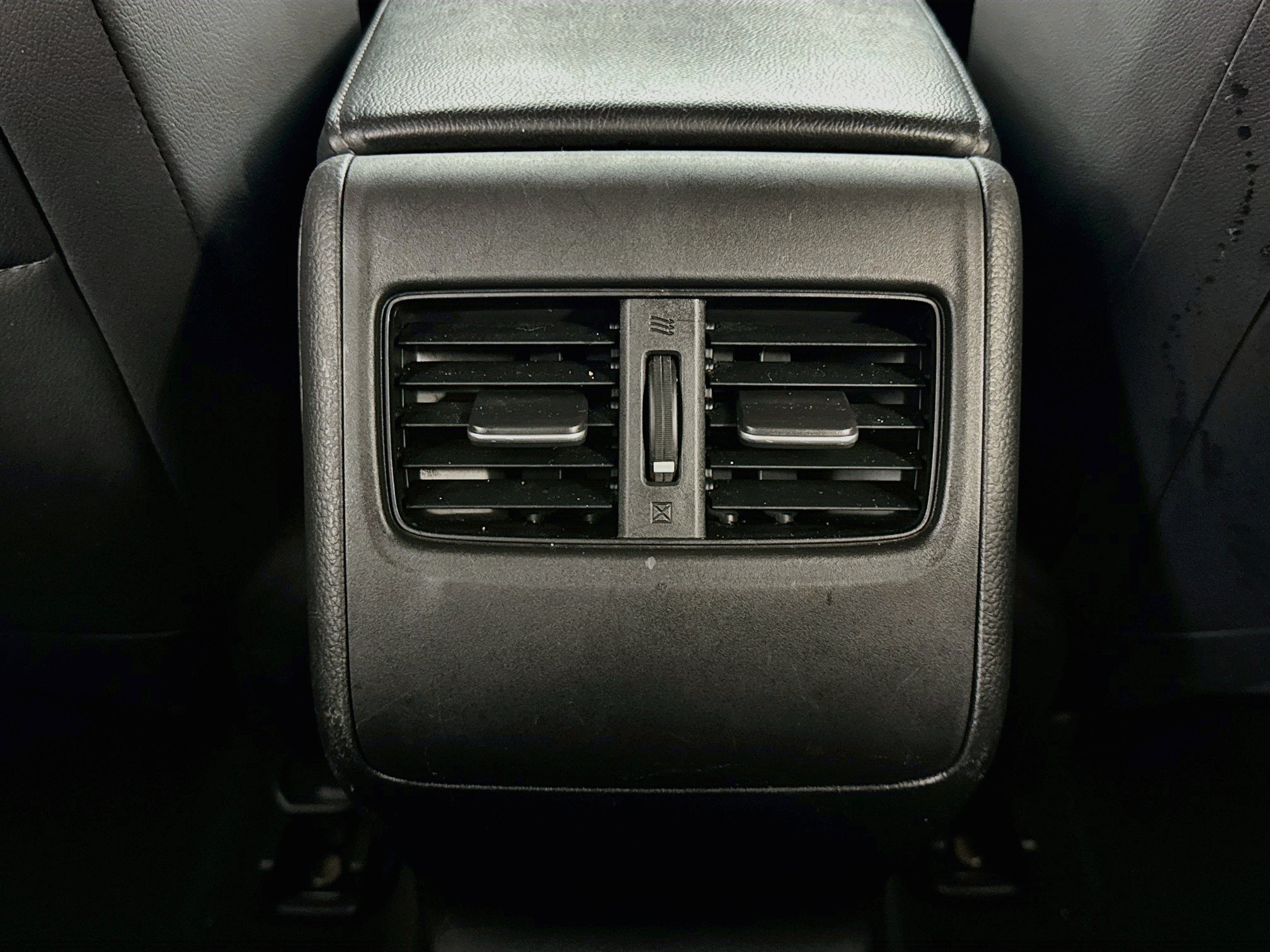Certified 2018 Honda Accord EX-L image 25