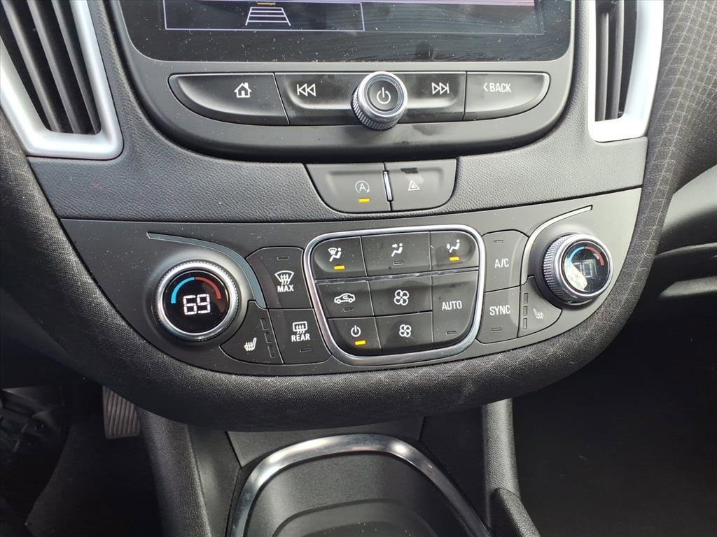 Used 2024 Chevrolet Malibu LT image 10