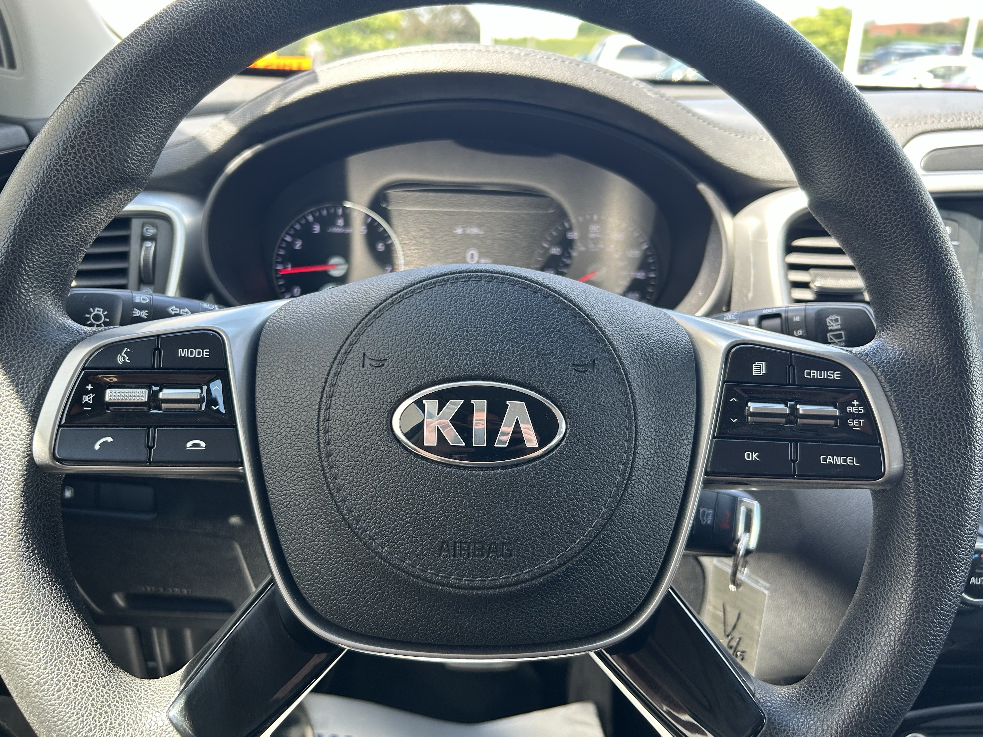 Used 2019 Kia Sorento AWD V6 image 23