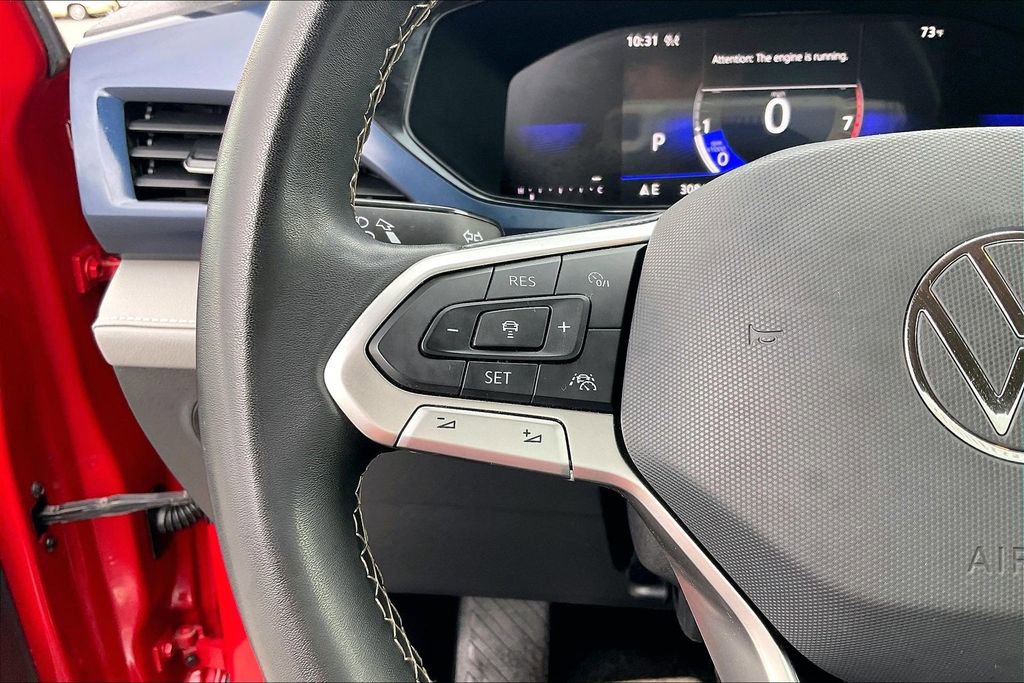 Used 2024 Volkswagen Taos SE w/ Black Wheel Plus Package image 17