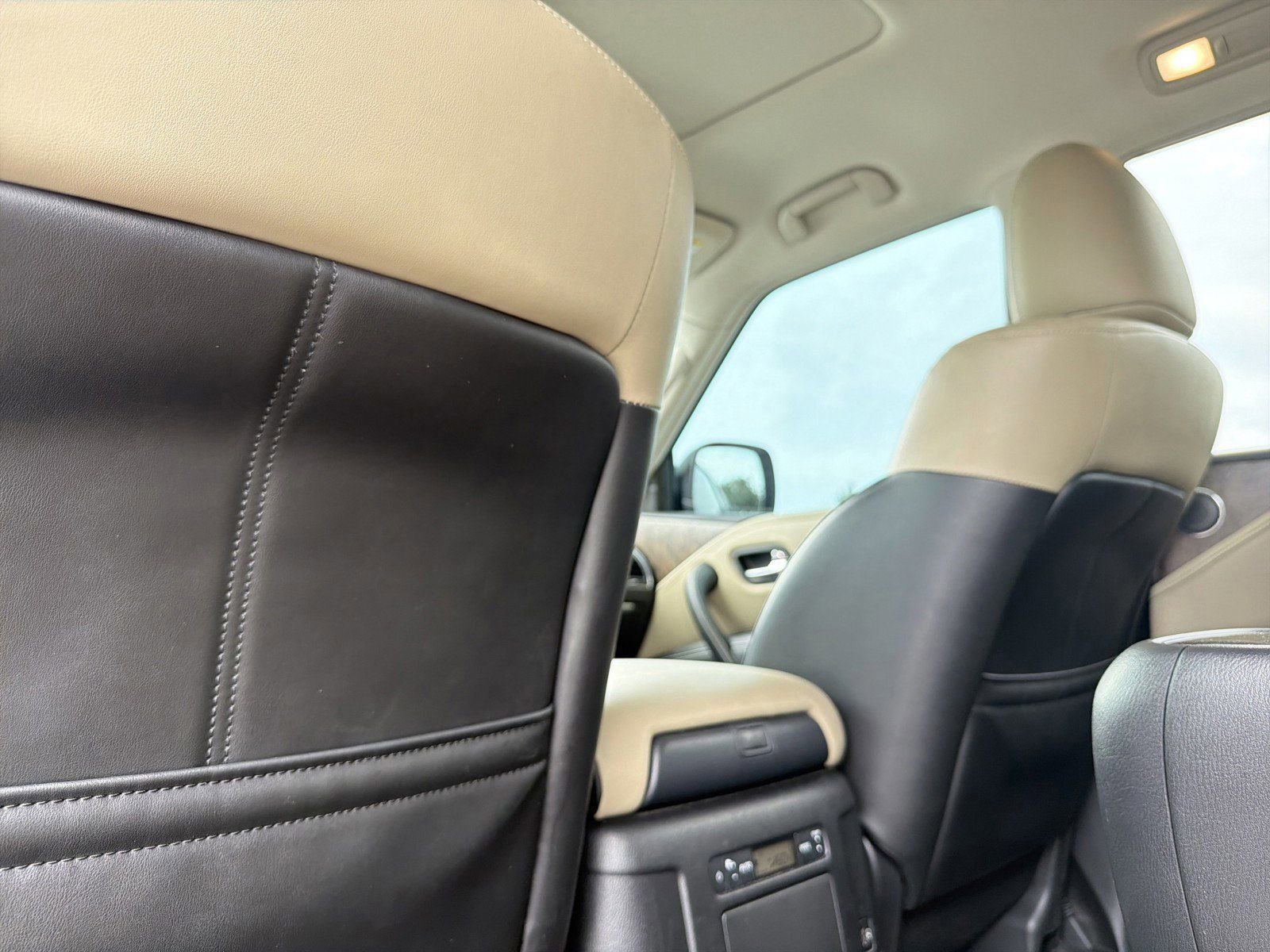 Used 2022 INFINITI QX80 Premium Select w/ Cargo Package AWD/4WD image 18
