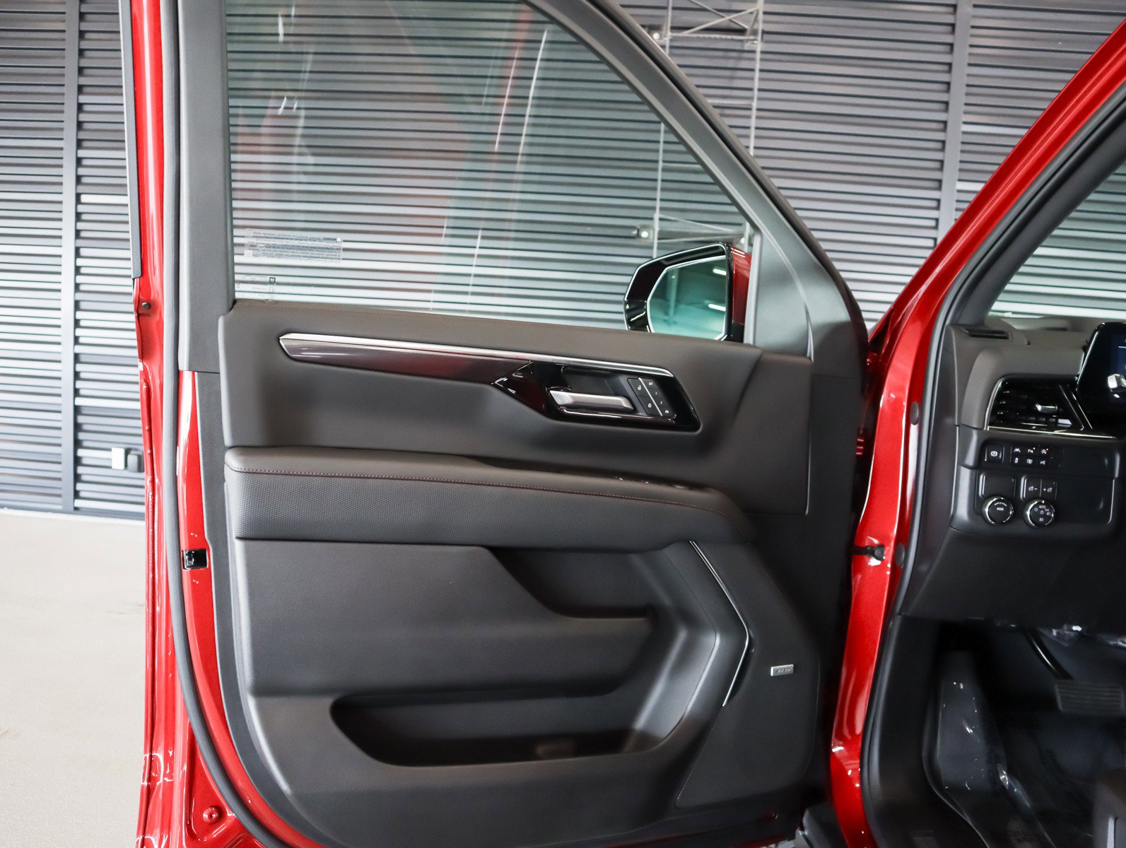 Used 2026 Chevrolet Tahoe RST w/ Comfort Package image 25