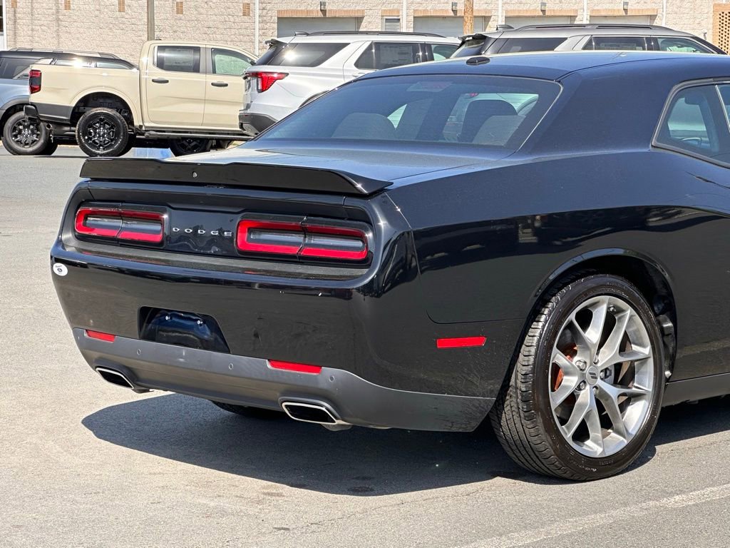 Used 2022 Dodge Challenger GT image 35