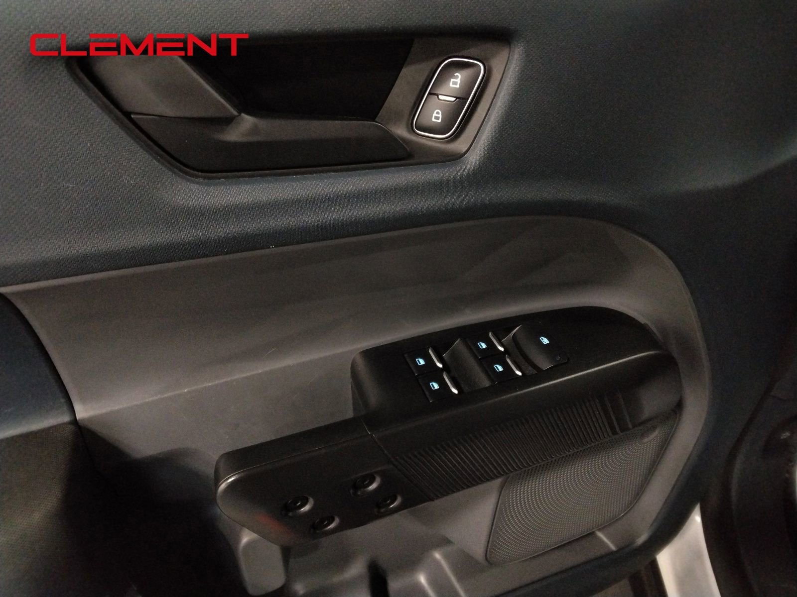 Used 2023 Ford Maverick XL image 27