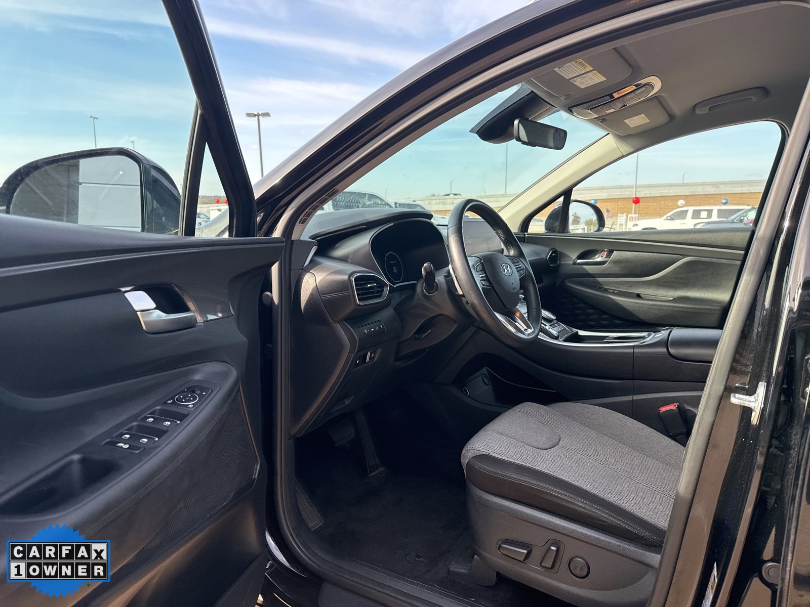 Used 2023 Hyundai Santa Fe SEL Convenience image 8