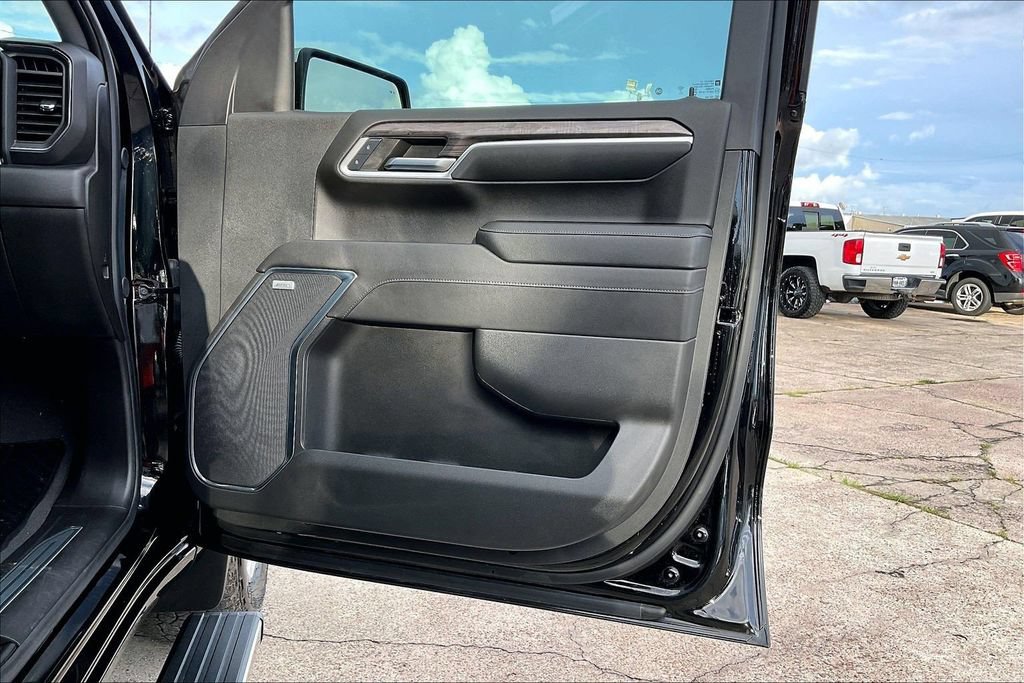 Used 2024 Chevrolet Silverado 1500 LTZ w/ LTZ Premium Texas Edition AWD/4WD image 29