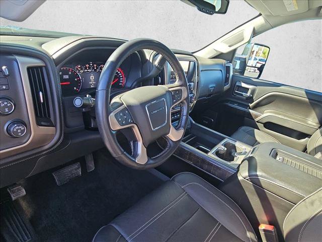 Used 2016 GMC Sierra 3500 Denali w/ Duramax Plus Package AWD/4WD image 10