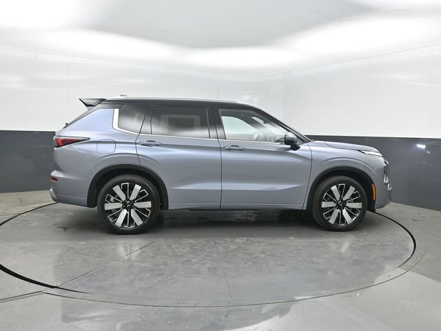 New 2026 Mitsubishi Outlander SEL FWD image 35