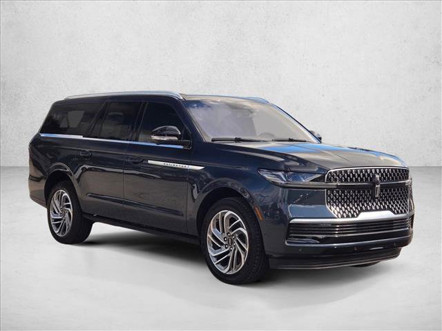 New 2025 Lincoln Navigator L Reserve image 5