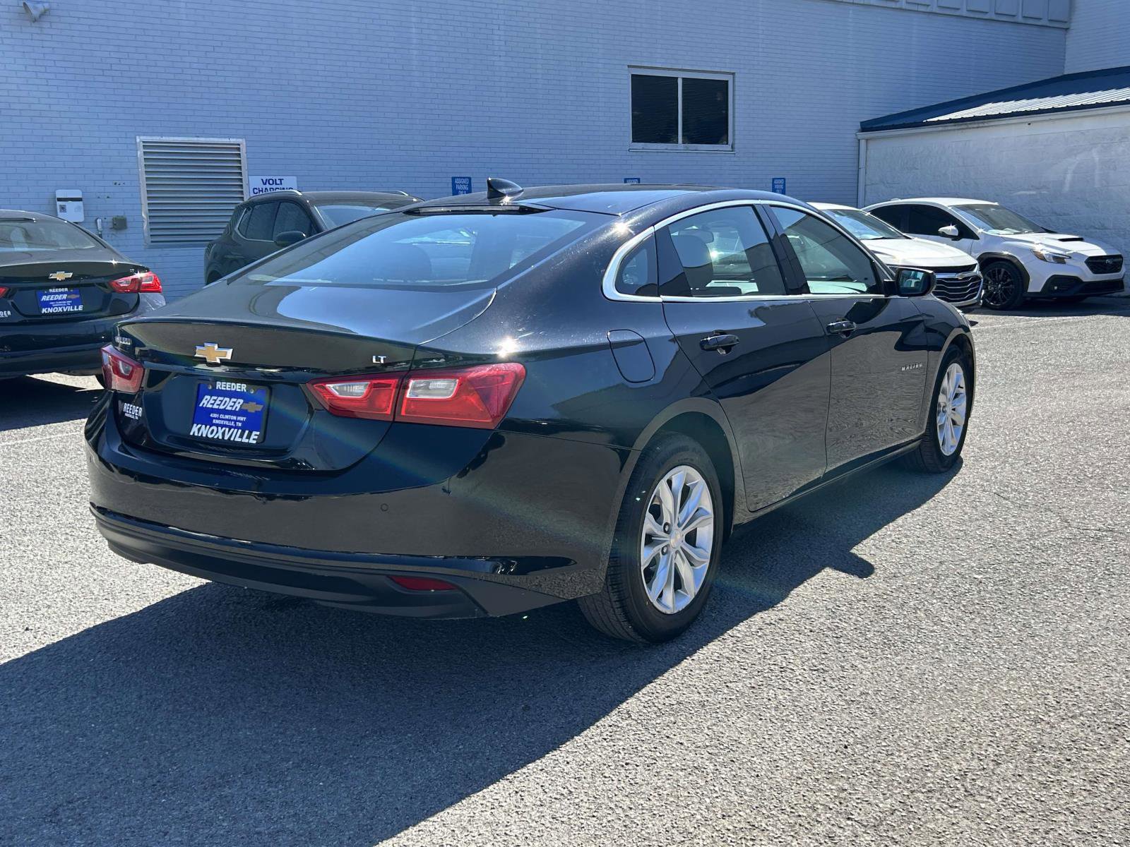 Used 2024 Chevrolet Malibu LT image 3