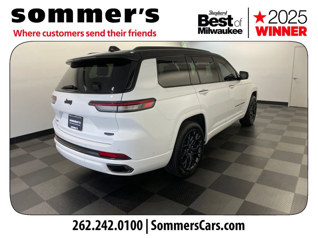 Used 2025 Jeep Grand Cherokee L Summit w/ Obsidian Package AWD/4WD image 5