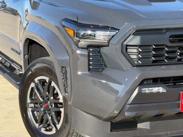 Used 2024 Toyota Tacoma TRD Sport RWD image 7