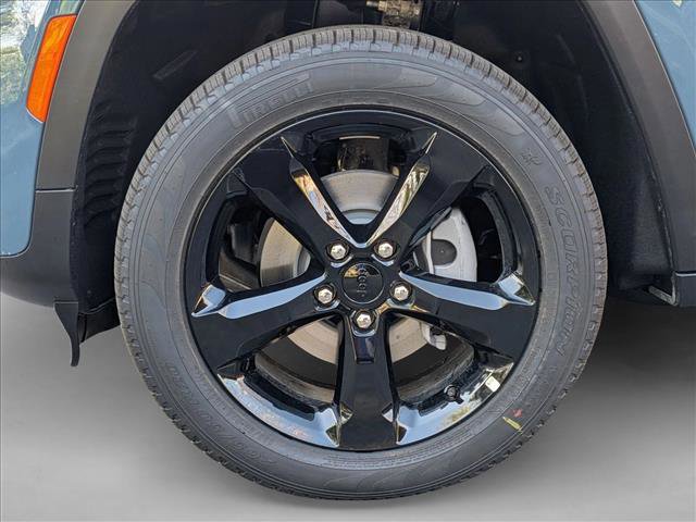 New 2026 Jeep Grand Cherokee Limited w/ Limited Altitude Package image 10