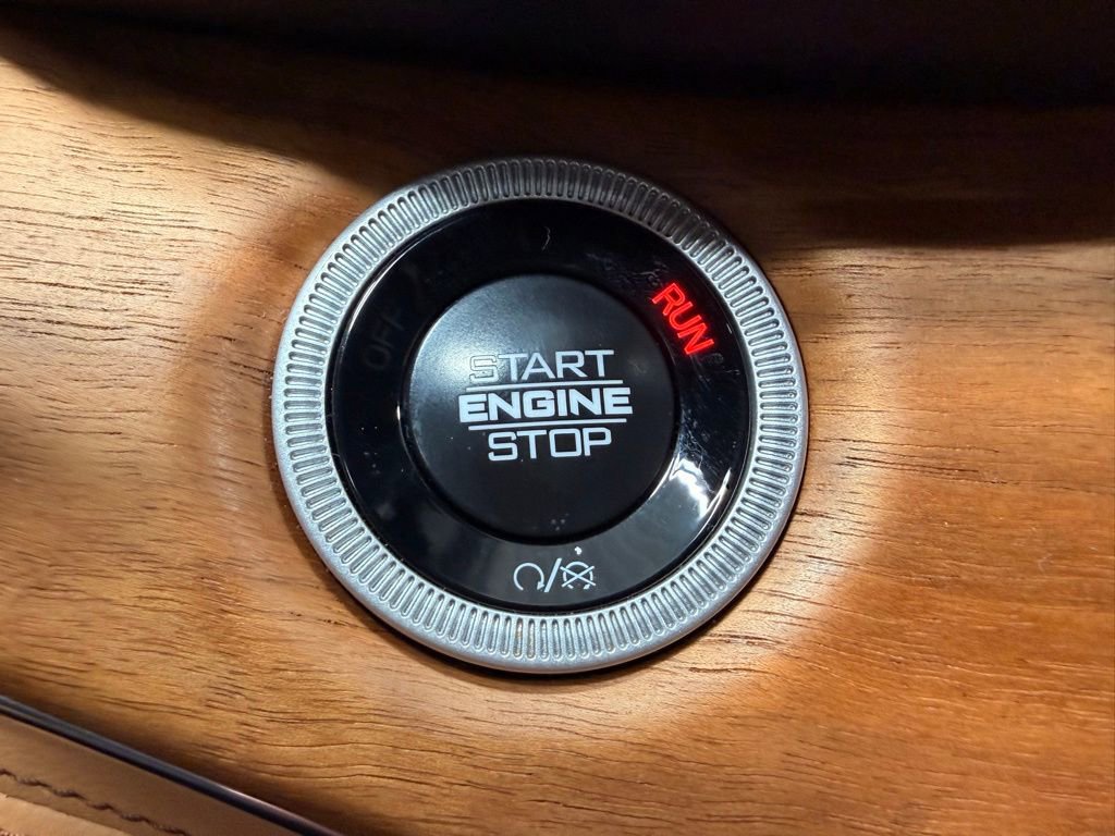 Used 2024 Jeep Grand Cherokee L Summit AWD/4WD image 41
