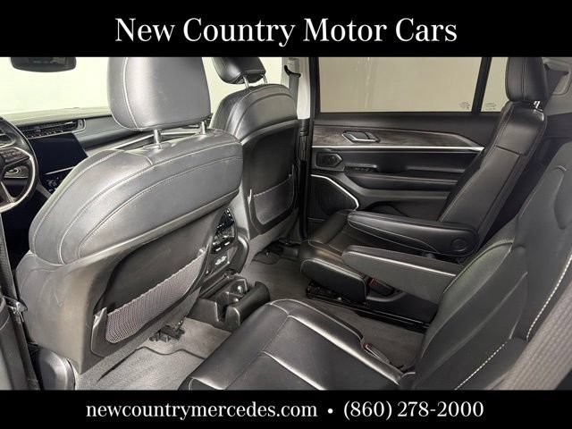 Used 2021 Jeep Grand Cherokee L Limited AWD/4WD image 14