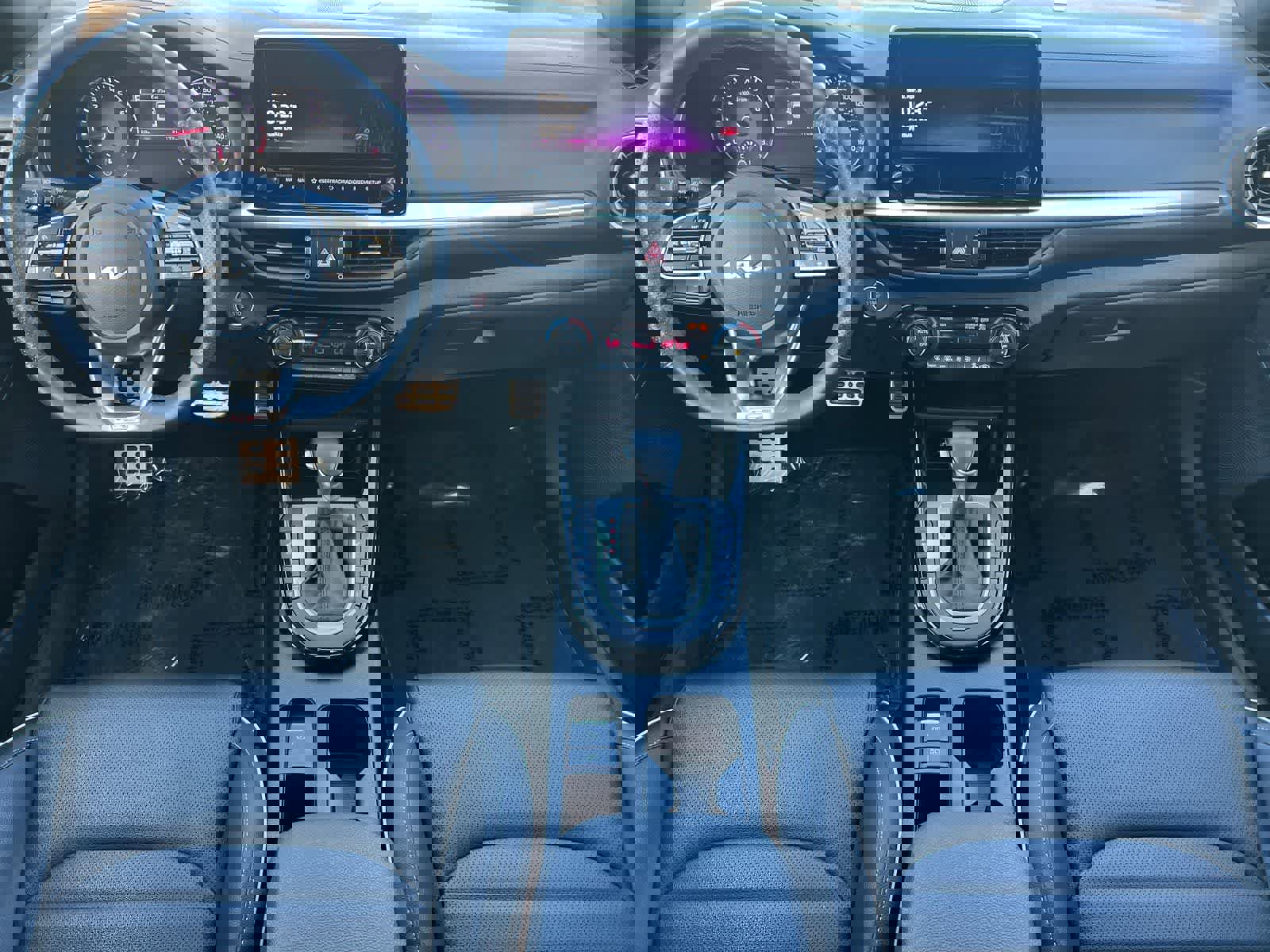 Used 2023 Kia Forte GT-Line w/ GT-Line Premium Package image 4