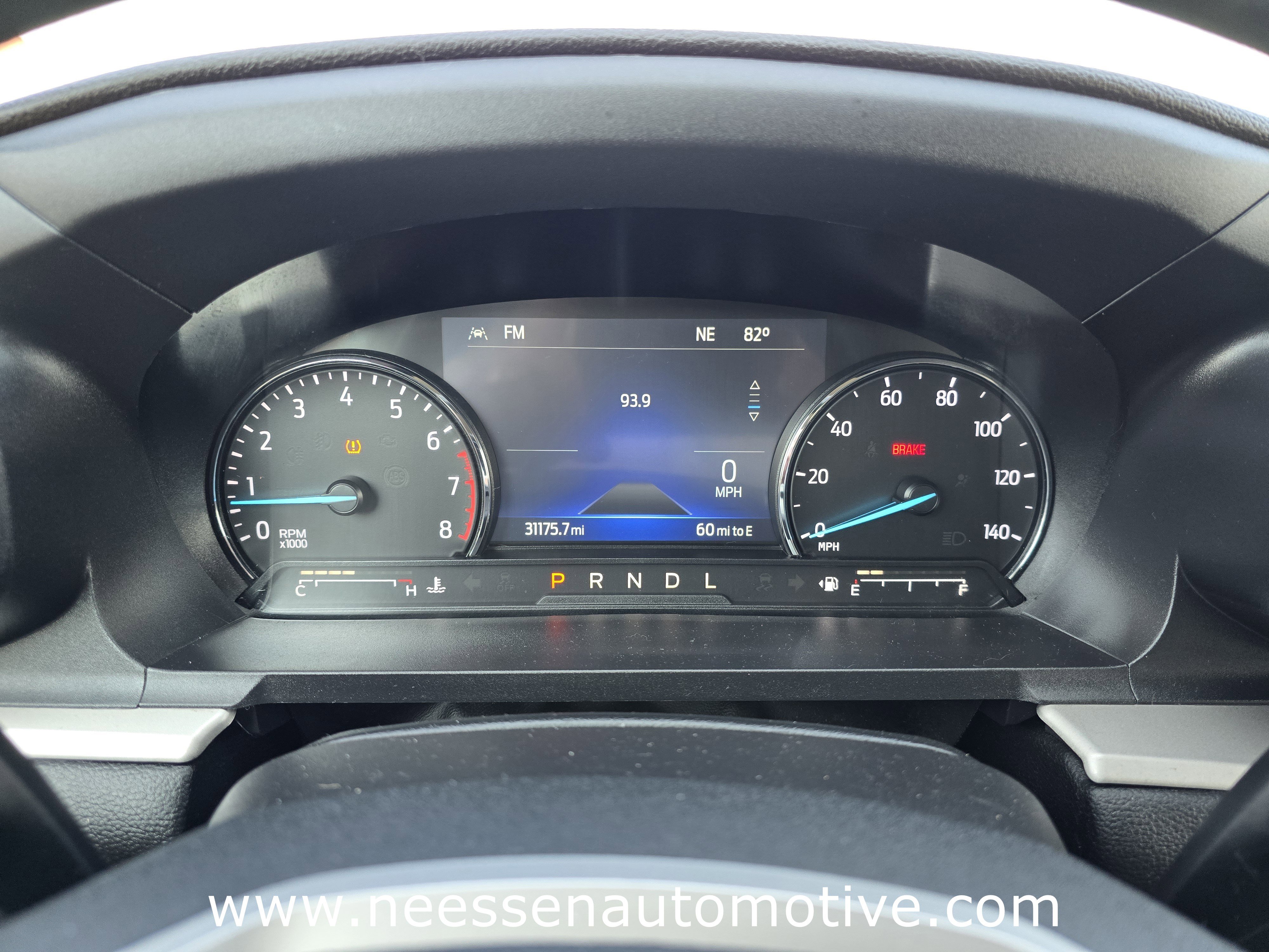 Used 2022 Ford Explorer XLT image 25