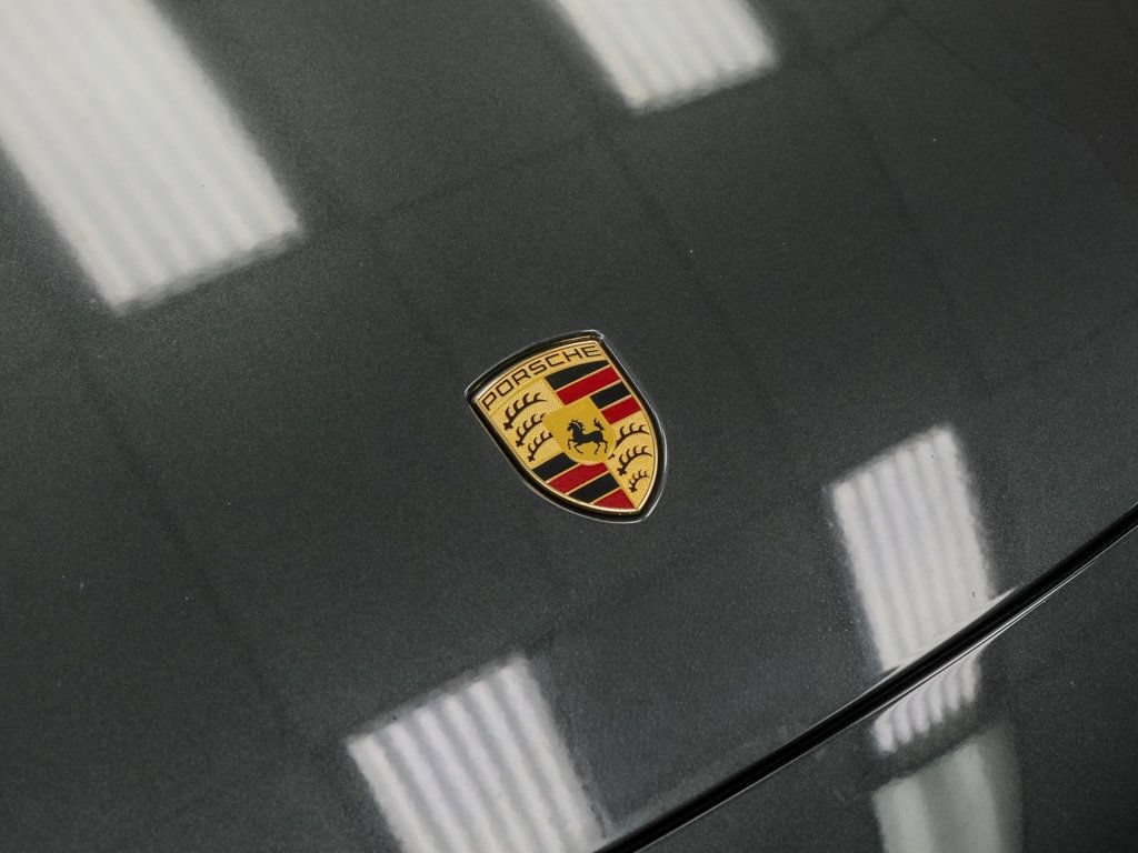 Used 2022 Porsche Taycan 4S AWD/4WD image 6