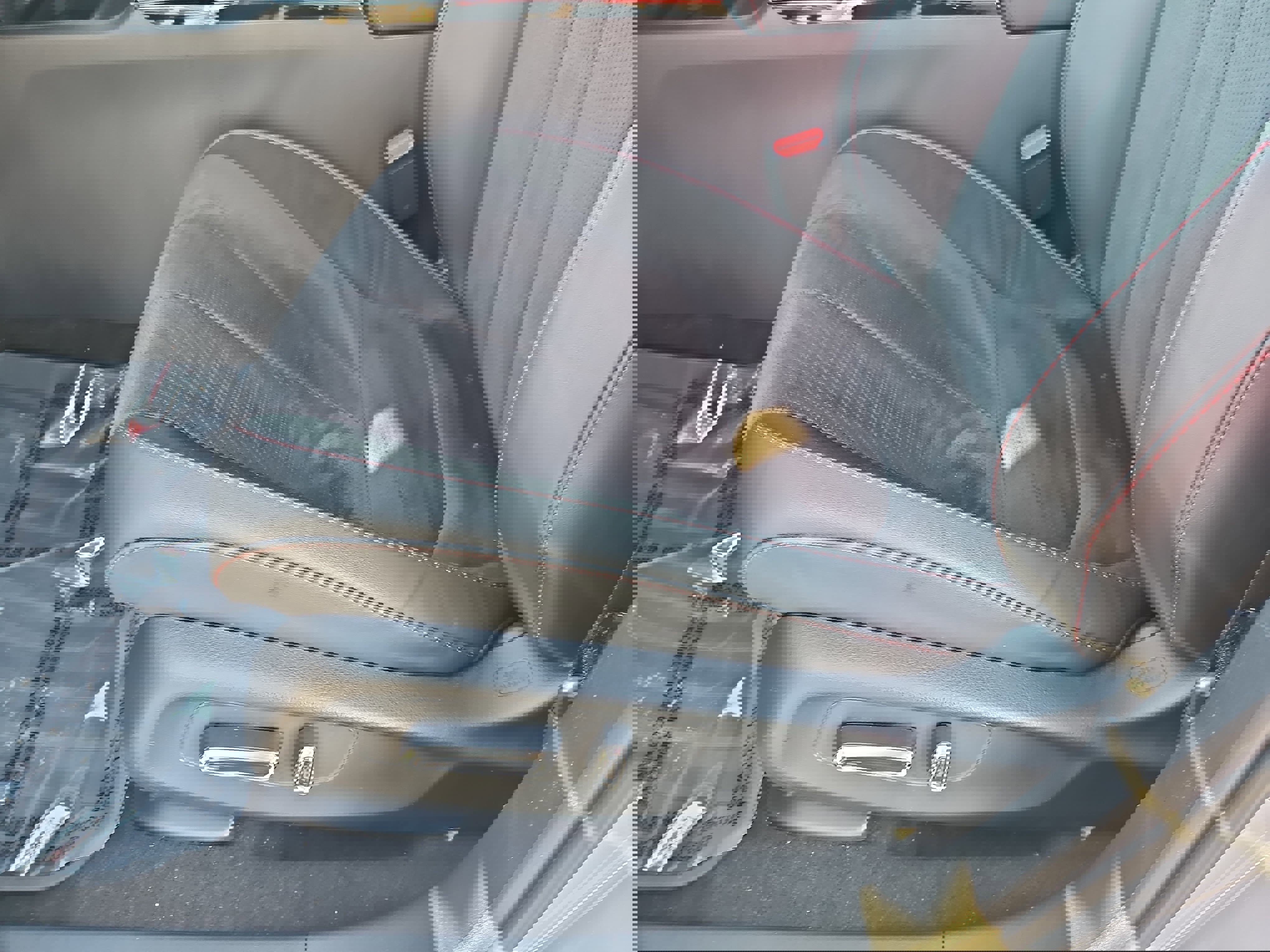 Used 2025 Acura ADX A-Spec image 26