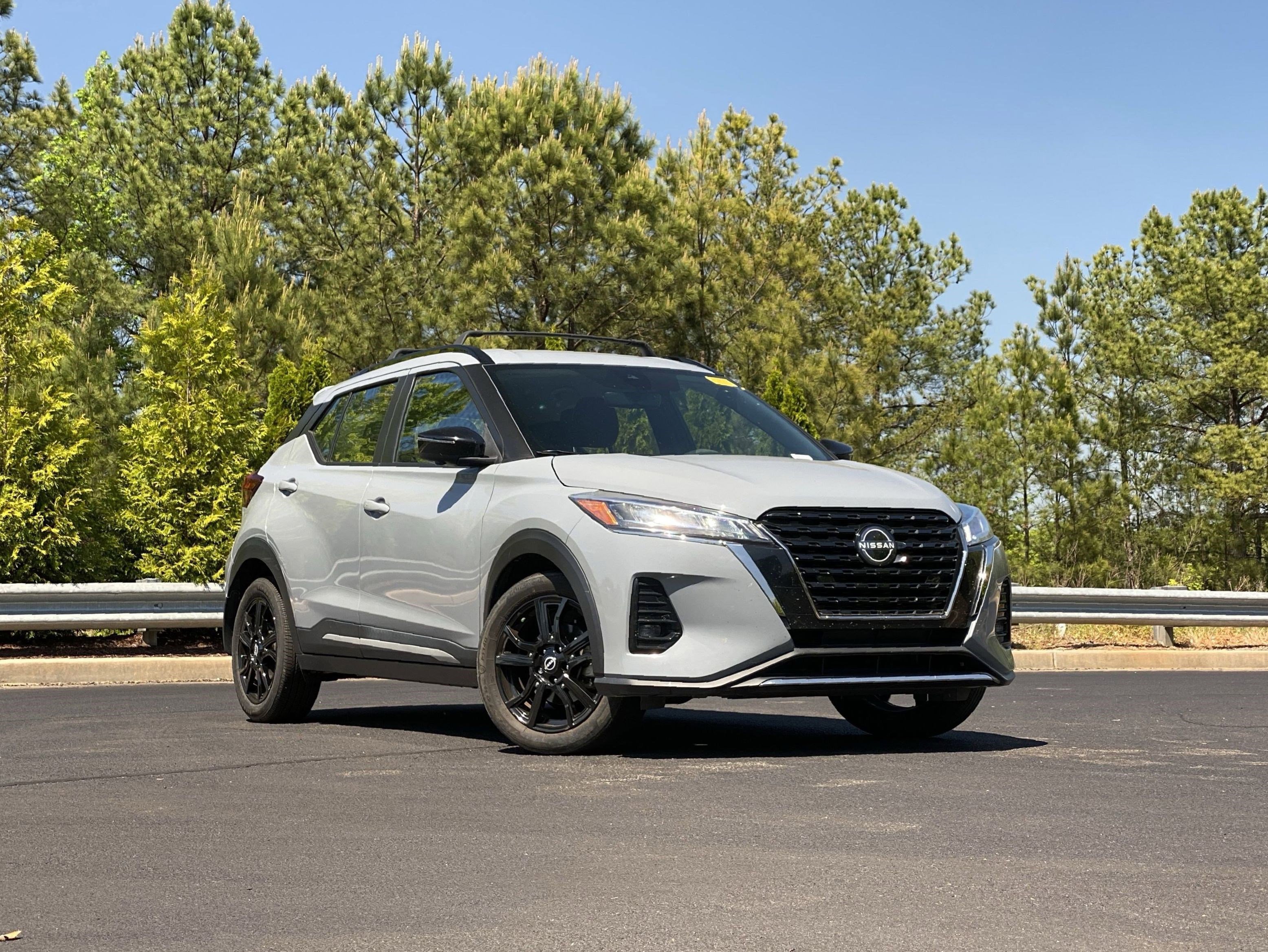Used 2022 Nissan Kicks SR w/ Interior Electronics Package video 2