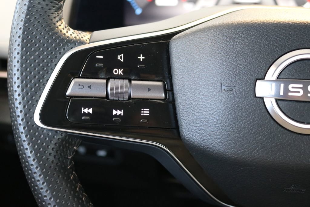 Used 2023 Nissan Ariya AWD image 48