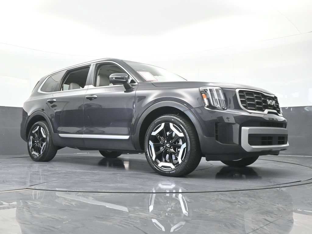 Used 2025 Kia Telluride S FWD image 64