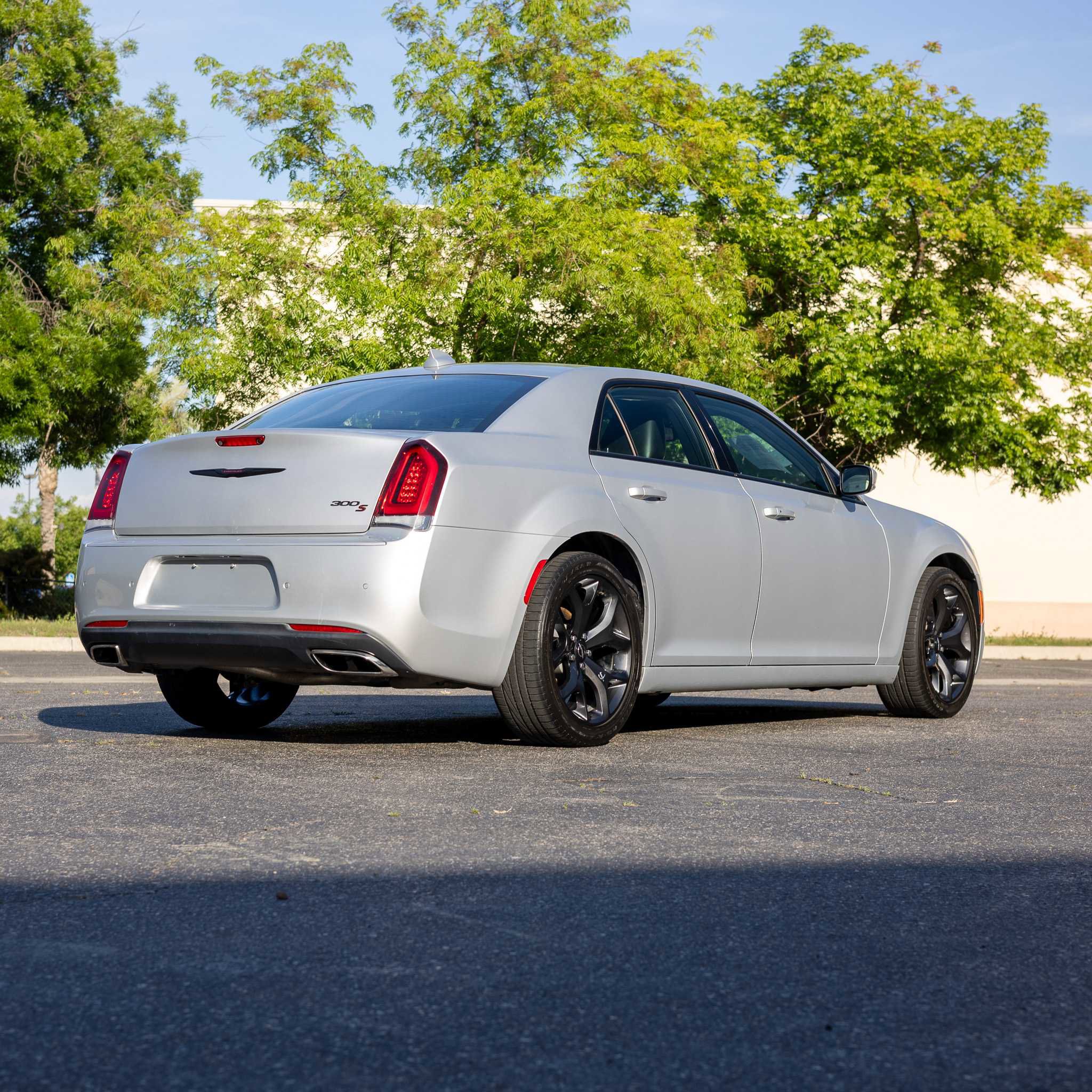 Used 2021 Chrysler 300 S image 7