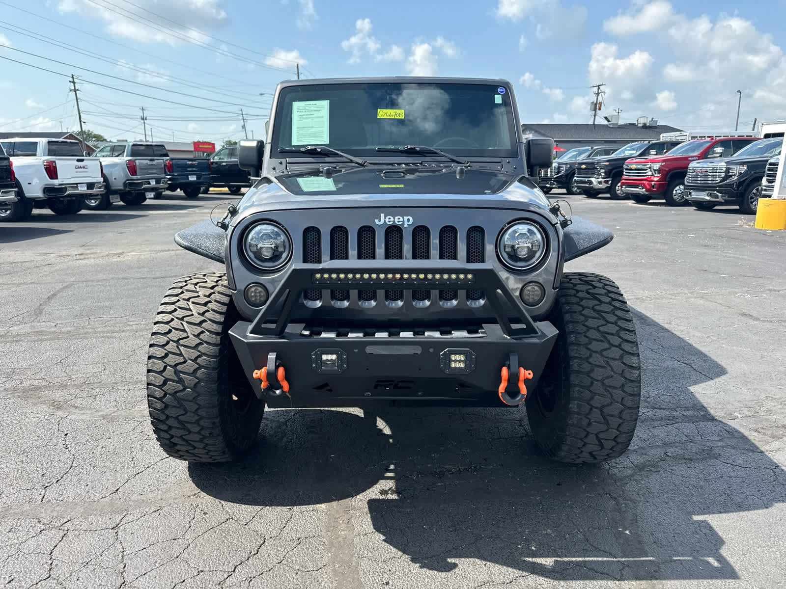 Used 2016 Jeep Wrangler Unlimited Sahara w/ Connectivity Group AWD/4WD image 8
