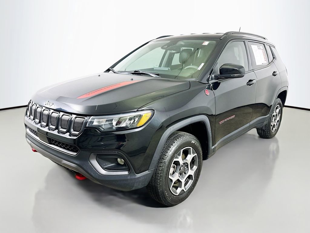 Used 2022 Jeep Compass Trailhawk video 3