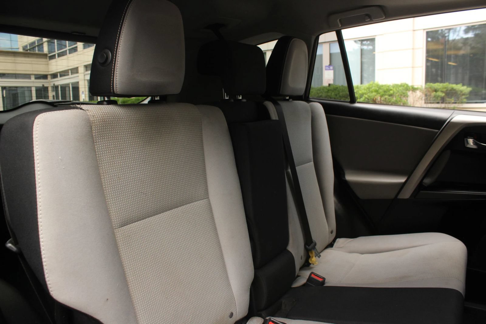 Used 2017 Toyota RAV4 XLE w/ All Weather Liner Package AWD/4WD image 22
