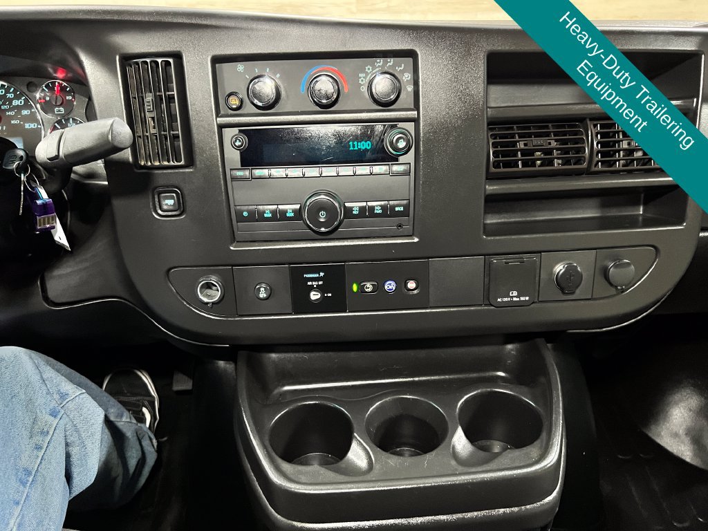 Used 2022 Chevrolet Express 2500 w/ Driver Convenience Package RWD image 4