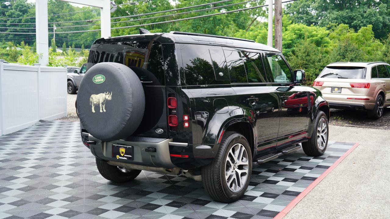 Used 2021 Land Rover Defender 110 X-Dynamic SE AWD/4WD image 11
