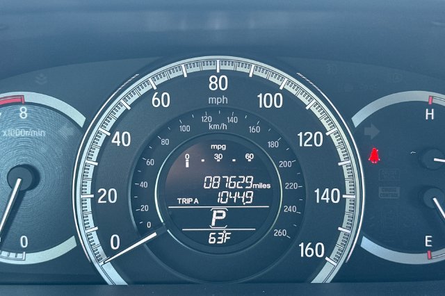 Used 2017 Honda Accord LX image 26