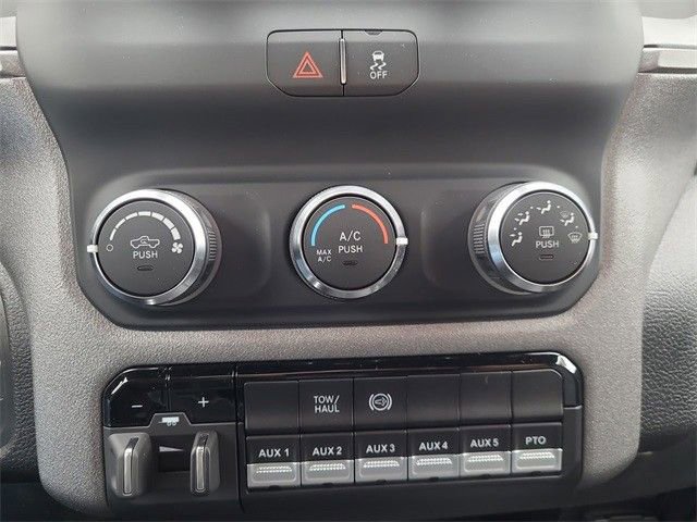 New 2024 RAM 4500 Tradesman image 17