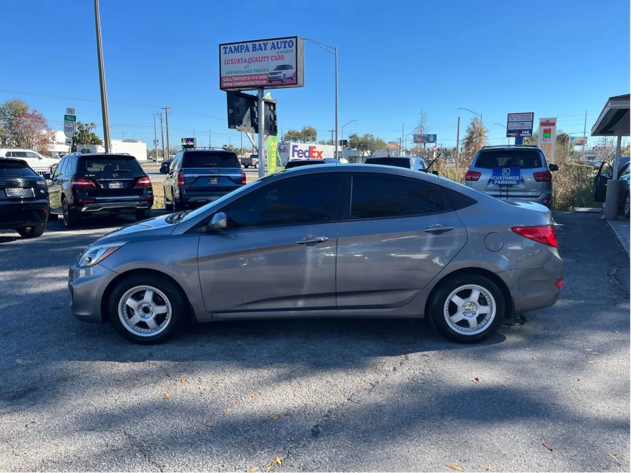 Used 2015 Hyundai Accent GLS image 8
