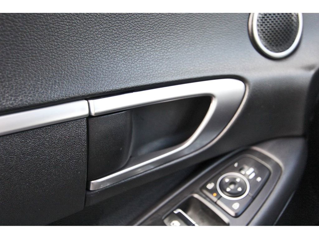 Certified 2025 Hyundai Sonata SE image 19